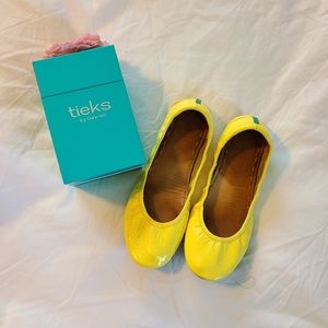 Lemon Patent Tieks